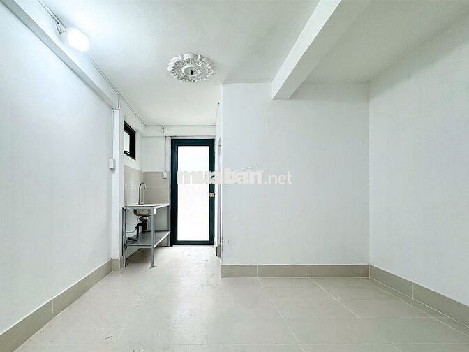 STUDIO CỬA SỔ TRỜI - PHÒNG RỘNG ĐẸP THOÁNG MÁT - NHÀ MỚI