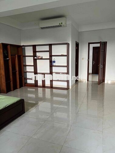 Cho thuê phòng trọ to nội thất cơ bản