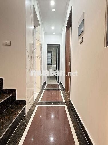 NGỌC HỒI – 42m² – Mặt tiền 6m - 2 mặt ngõ thoáng – 5 tầng thang máy