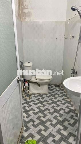 Nhà cấp 4 mặt tiền đường Trần Nam Trung