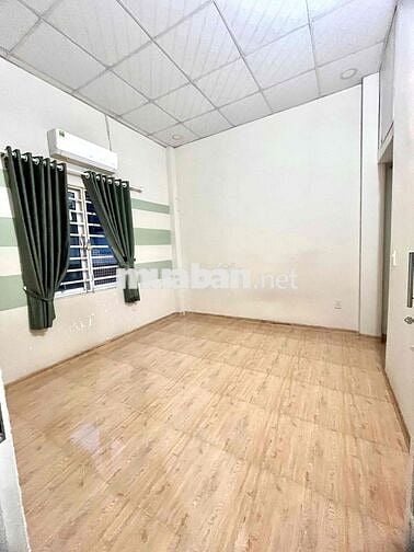 Nhà mặt tiền D19, 2PN+ 1PK+ 1 Bếp+ 2NVS, có ban công
