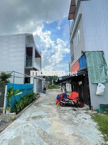 bán lô kiệt Hoà Quý vuông vức gần toà căn hộ đang xây