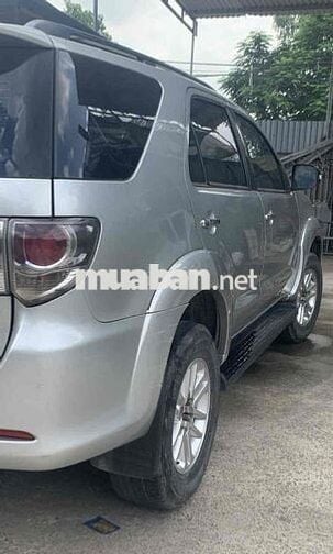 Toyota Fortuner 2014 8 chỗ