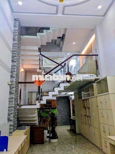 Khu Phân Lô, Nhà 5 Tầng 6 Phòng HXH vào nhà