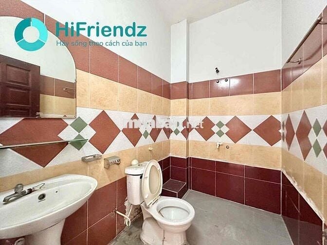 STUDIO CỬA SỔ BAN CÔNG GẦN CVPM QUANG TRUNG- HUFLIT