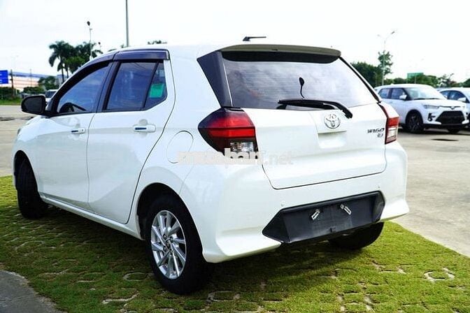 Toyota Wigo 2024 G 1.2 AT - 54000 km