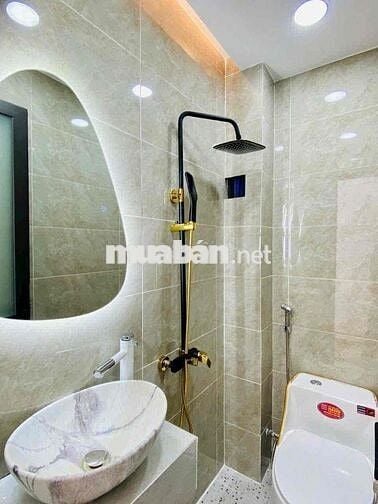 Nhà mặt tiền 2pn2wc 30m2 đường số 9 P9