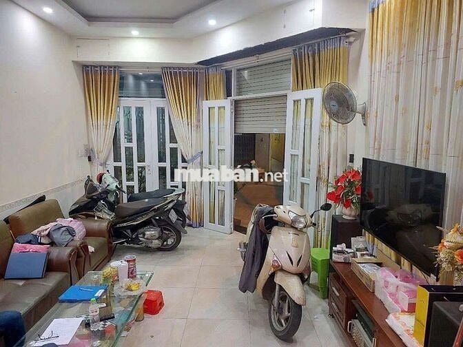 NHÀ 3 TẦNG ĐẸP — PHƯỜNG BTĐ- TÂN HÒA ĐÔNG (4,5m x 14m)