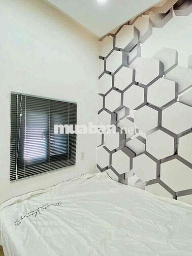 Nhà mặt tiền 2pn2wc 30m2 đường số 9 P9
