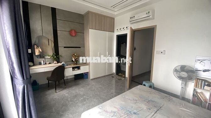 Cho thuê nguyên căn full nt cao cấp giá 16,5tr hoặc NỮ (có 3p)