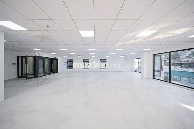CHO THUÊ SÀN VĂN PHÒNG TẠI QUẬN PHÚ NHUẬN , 200M2 , GIÁ CHỈ 39TR/