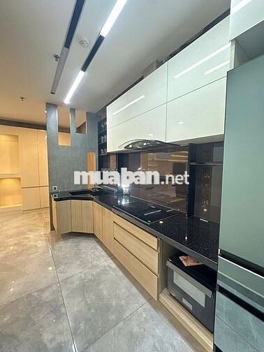 CHO THUE CĂN HỘ M8 MIDTOWN- 82M2- SANG - XỊN- GIÁ CHỐT 32 TRIỆU