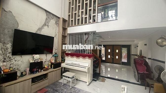 Cho thuê nguyên căn full nt cao cấp giá 16,5tr hoặc NỮ (có 3p)