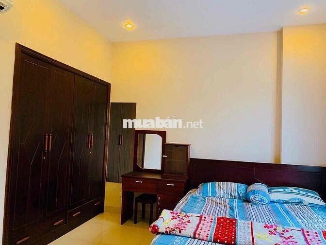 Cho thuê nhà 3 tầng khu bãi tắm Tân Trà full nội thất ,