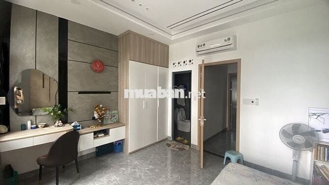 Cho thuê nguyên căn full nt cao cấp giá 16,5tr hoặc NỮ (có 3p)