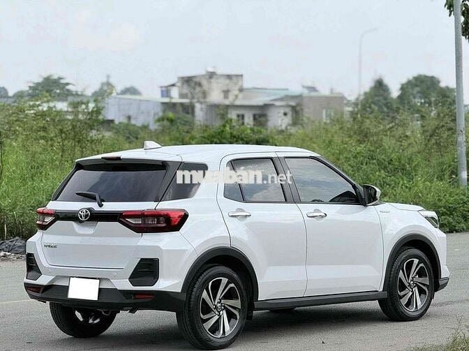 Toyota Raize 2025 - 426 km