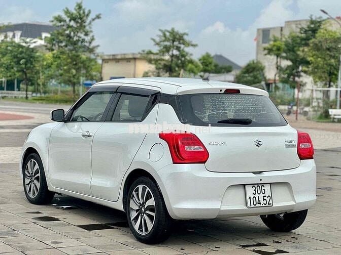 Suzuki Swift 2019 GLX 1.2 AT - 68000 km