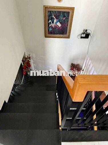 Kiệt nguyễn công hãng chủ bán gấp
