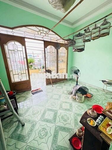 NHÀ 3 TẦNG ĐẸP —BTĐ- PHƯỜNG BÌNH TRỊ ĐÔNG  (5,2m x 22m)