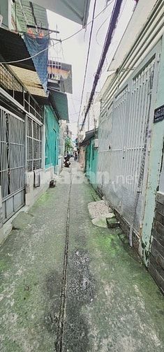 Bán nhà đường lê đại hành p11 Q11,đối diện nhà thi đấu phú thọ
