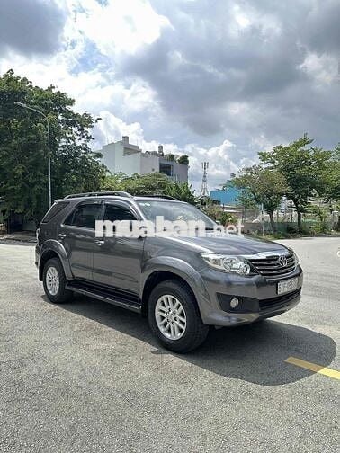 Cọp Toyota Fortuner 2010 2.7V - 127141 km