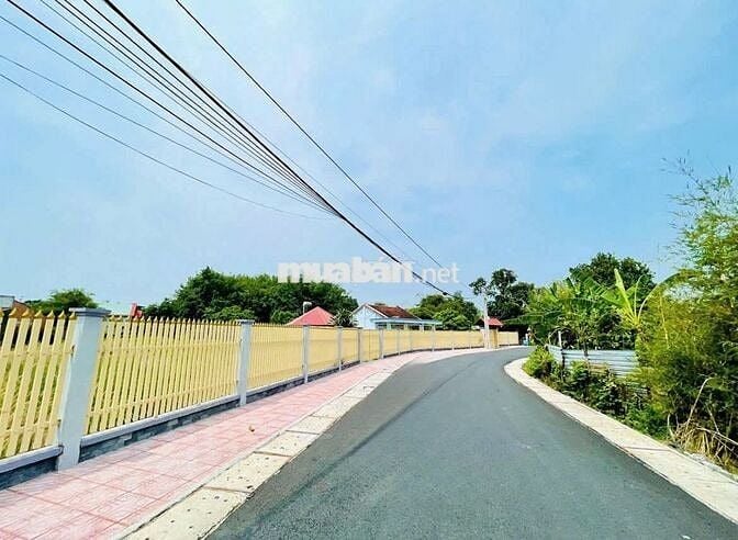 Bán gấp lô đất 5x25m SHR Nguyễn Thị Lắng, Tân Phú Trung giá 1.2 tỷ