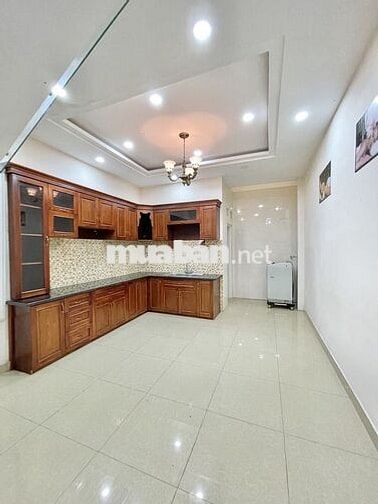 Chính chủ bán căn hộ khu Hồng Đào đối diện Vạn Phúc Thủ Đức