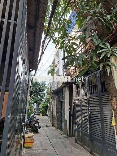 Nhà cấp 4  Hẻm 533 Phạm Văn Bạch