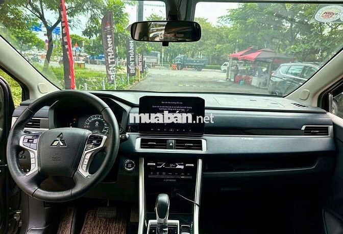 Mitsubishi xpander cross 2024 - odo 45000 km