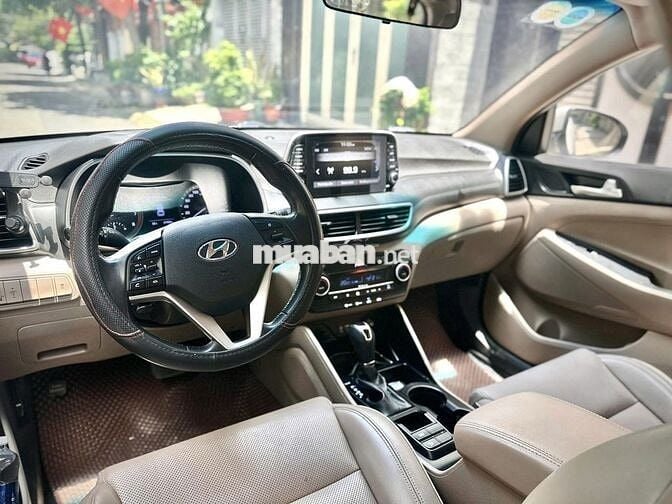Hyundai Tucson 2020 màu trắng đẹp