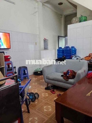 MẶT TIỀN KINH DOANH 4X20 VỊ TRÍ VÀNG NẰM NGAY TRUNG TÂM CHỢ CỰC ĐẸP