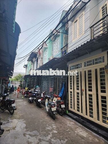 Nhà 1 trệt 1 lầu SHC Ngay chợ cầu đồng