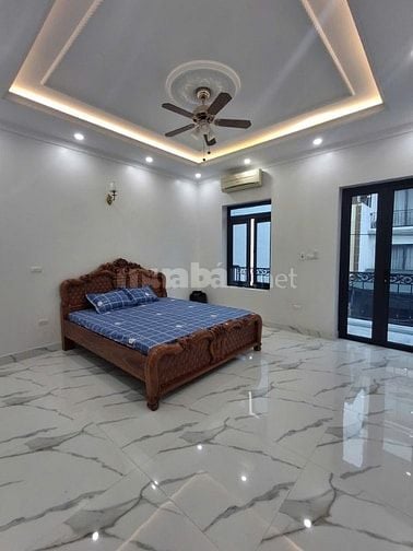 HOT — Nhà 4T mới, sân rộng, gần Vin Phúc Đồng, Long Biên, SỔ ĐỎ!