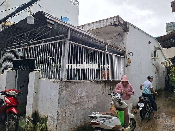 Nhà cấp 4  Hẻm 533 Phạm Văn Bạch