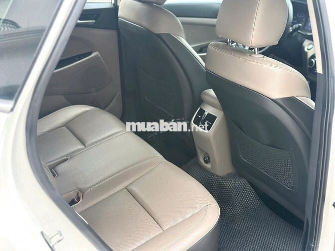 Hyundai Tucson 2020 màu trắng đẹp