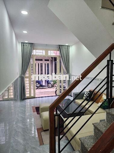 Nhà 1 trệt 1 lầu SHC Ngay chợ cầu đồng