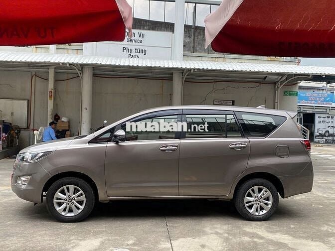 Innova 2019 2.0E Đồng Ánh Kim - 61,000Km