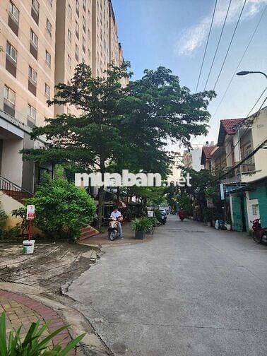 Nhà 1 trệt 1 lầu SHC Ngay chợ cầu đồng