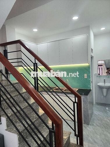 Nhà 1 trệt 1 lầu SHC Ngay chợ cầu đồng