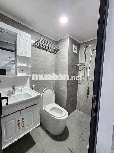 Trống sẵn Duplex lót gạch sáng tại Đinh Bộ Lĩnh gần Ngã Tư Hàng Xanh