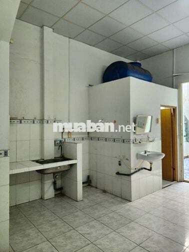 Nhà cho thuê TỈNH LỘ 10, BT (2PN 1WC) nhà đang sơn mới - CÓ VIDEO NHÀ