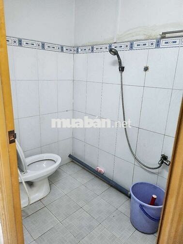 Nhà cho thuê TỈNH LỘ 10, BT (2PN 1WC) nhà đang sơn mới - CÓ VIDEO NHÀ