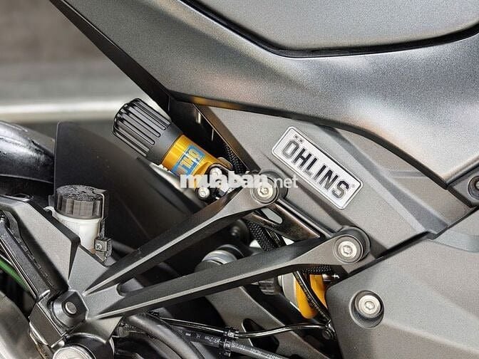 Z1000R 2025 CHẠY LƯỚT CHỈ CHỈ 1415KM