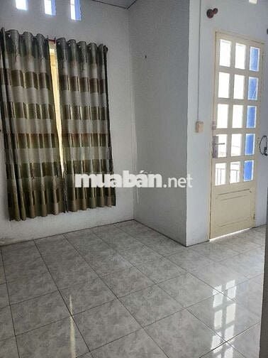Nhà cho thuê TỈNH LỘ 10, BT (2PN 1WC) nhà đang sơn mới - CÓ VIDEO NHÀ