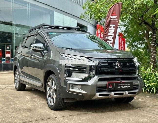 Mitsubishi xpander cross 2024 - odo 45000 km