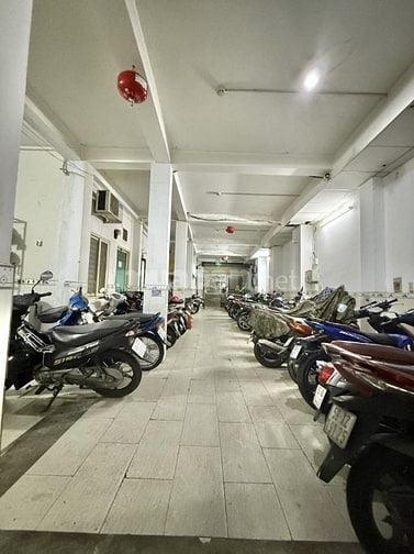 Khoán 3 tỷ/ năm - MT VIP Sân GaT3 Cộng Hoà 19Mx24M 6 Tầng Thang Máy