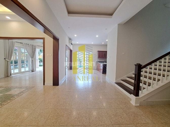 Biệt Thự Hồ Bơi, Sân Vườn Khu Có Bảo Vệ 24/24 - Giá 130 Triệu