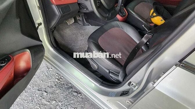 Hyundai i10 2018 Sedan 1.2 MT - 105000 km