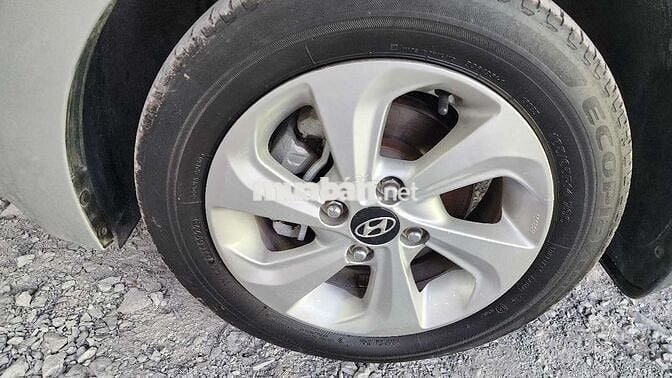 Hyundai i10 2018 Sedan 1.2 MT - 105000 km