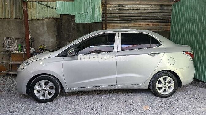 Hyundai i10 2018 Sedan 1.2 MT - 105000 km
